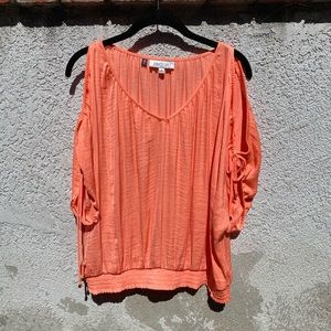 Jennifer Lopez blouse size M